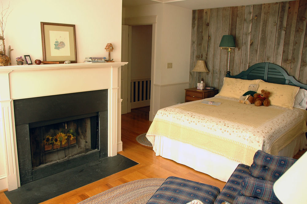 The Inn At Sugar Hollow Farm Crozet Exterior photo