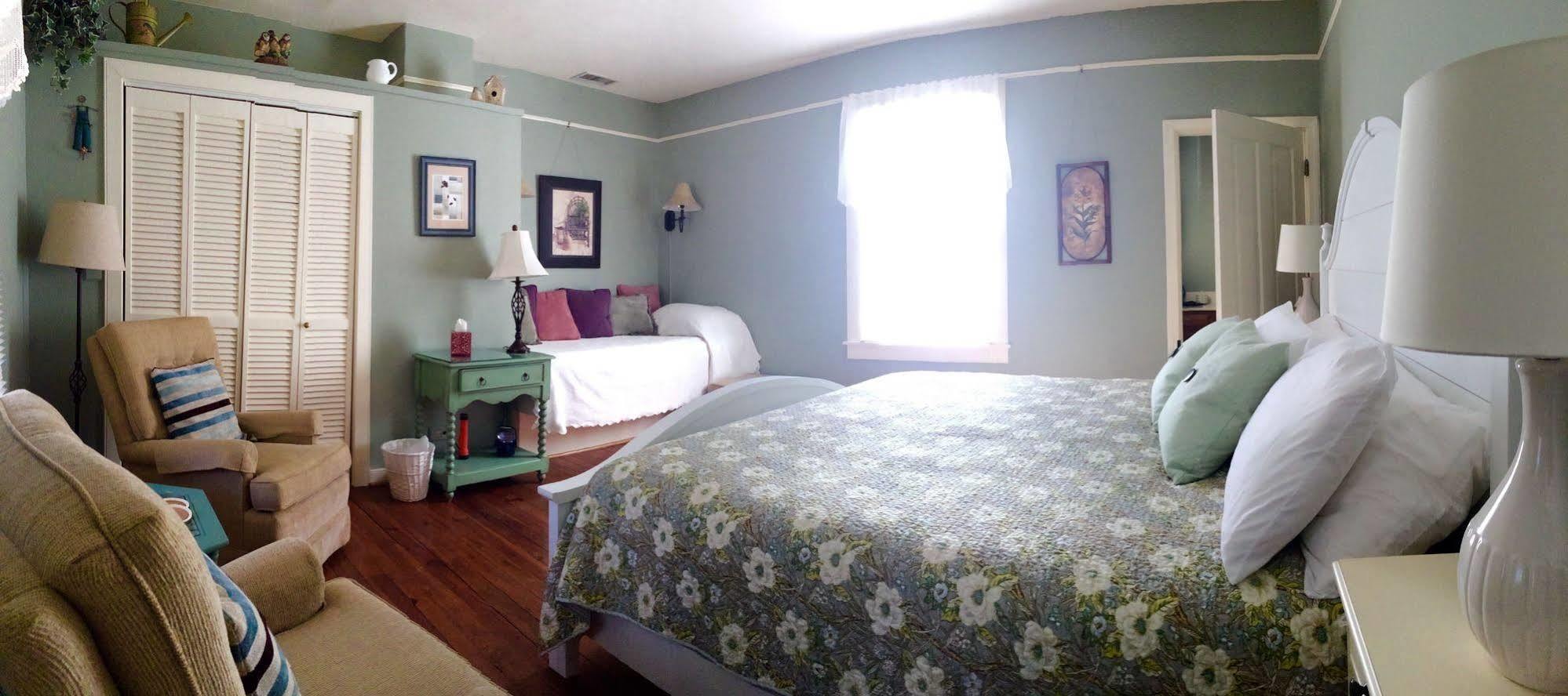 The Inn At Sugar Hollow Farm Crozet Exterior photo