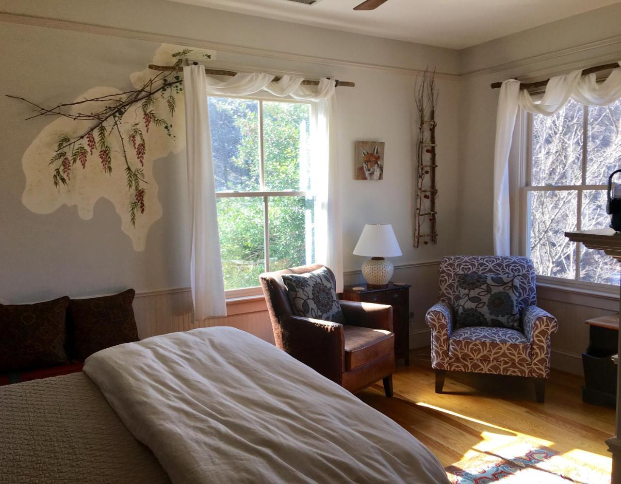 The Inn At Sugar Hollow Farm Crozet Exterior photo
